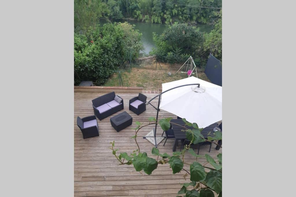 Charmant Appartement Vue Sur La Riviere. Алби Екстериор снимка